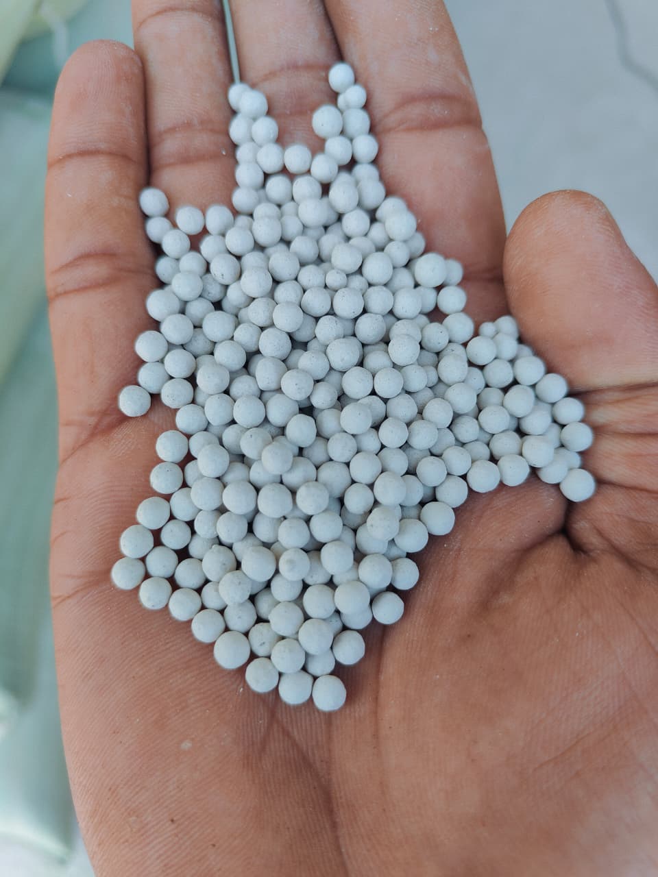 Silica Gel & Clay Desiccant